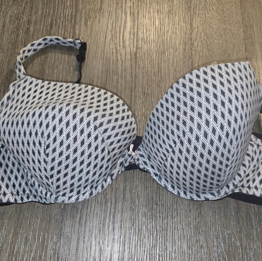 Cacique Sz. 42C Black/white Bra